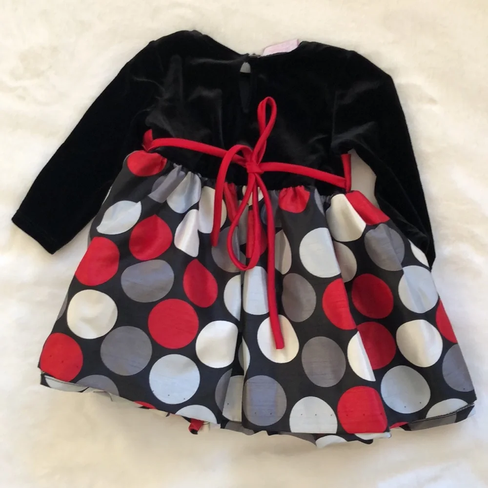 Jessica Ann satin and velour dress size 3-6m - Picture 3 of 3